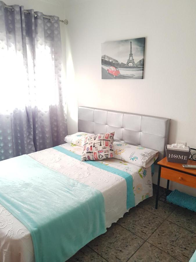 Apartment & Beach - Airport El Burrero エクステリア 写真
