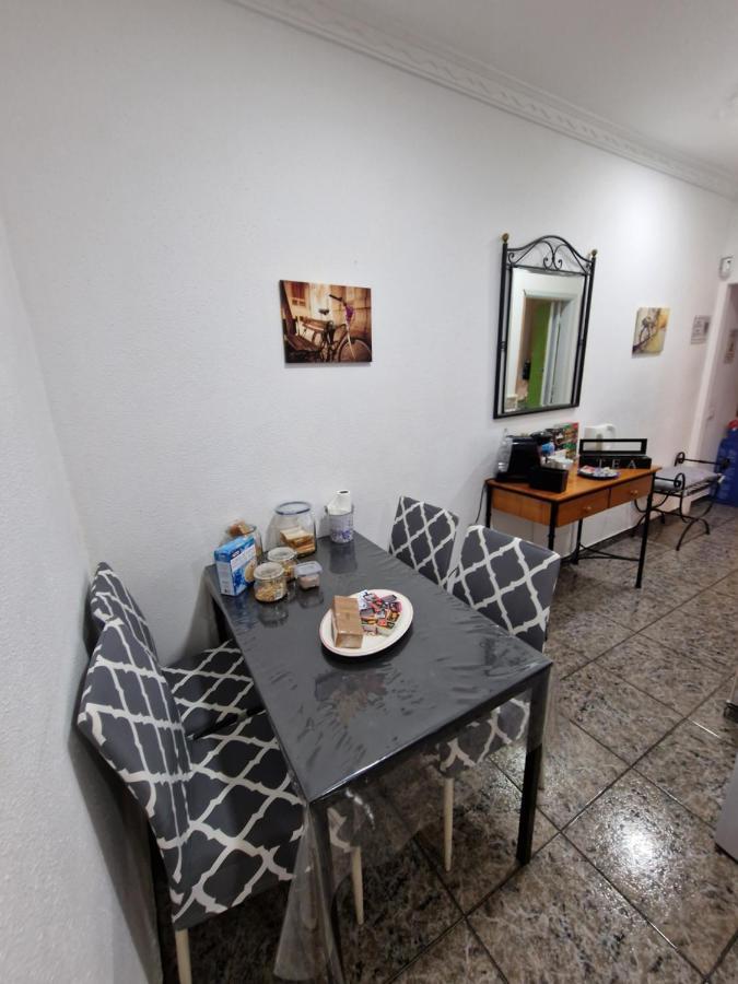 Apartment & Beach - Airport El Burrero エクステリア 写真